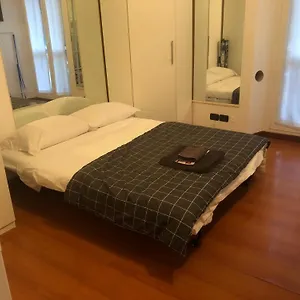 Darsena , Milano Italia
